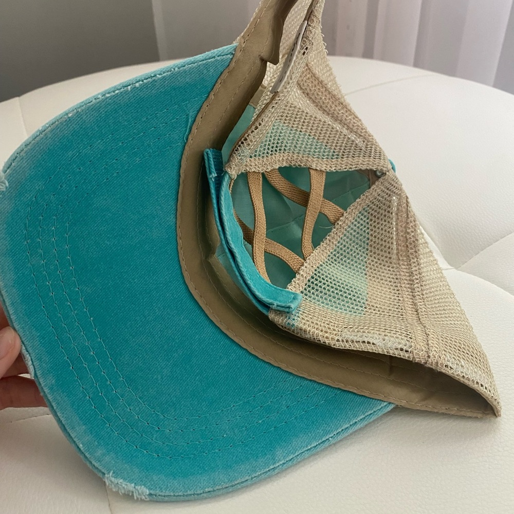 Wicked Happy Aqua Beachy Hat - Picture 7 of 9